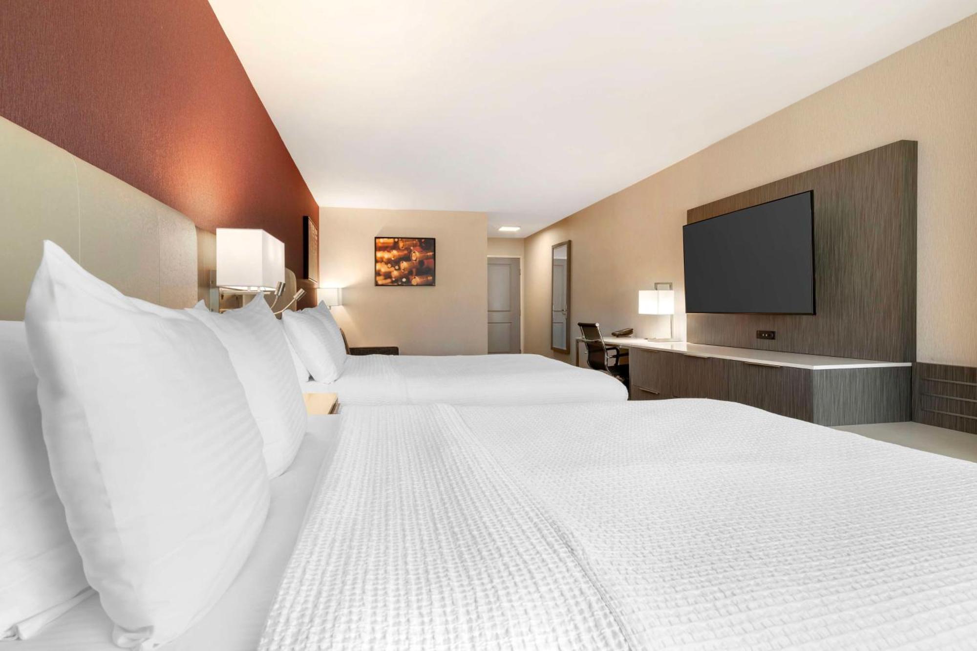 Best Western Plus Temecula Wine Country Hotel & Suites Exterior foto