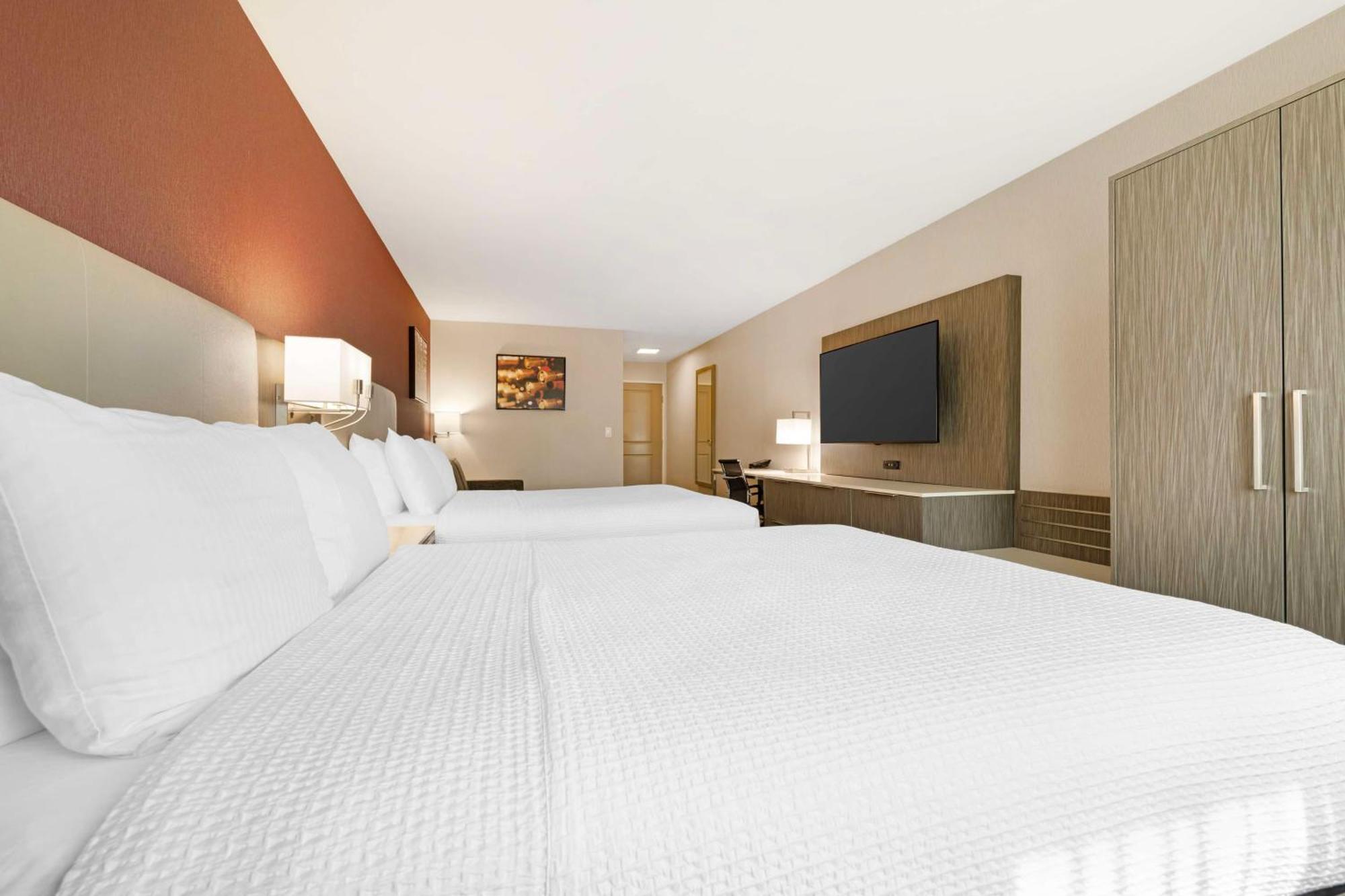 Best Western Plus Temecula Wine Country Hotel & Suites Exterior foto