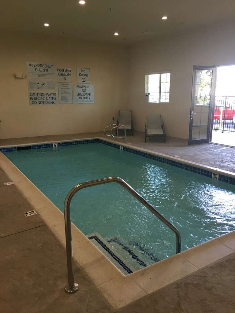 Best Western Plus Temecula Wine Country Hotel & Suites Facilidades foto